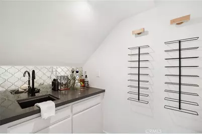 9801 Mammoth Drive, Huntington Beach, CA 92646 - Photo 23