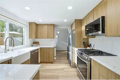 33 Desert Thorn, Rancho Santa Margarita, CA 92688 - Photo 7