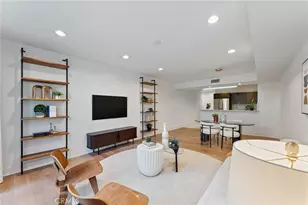 118 N Kings Rd, Los Angeles, CA 90048 - Photo 13