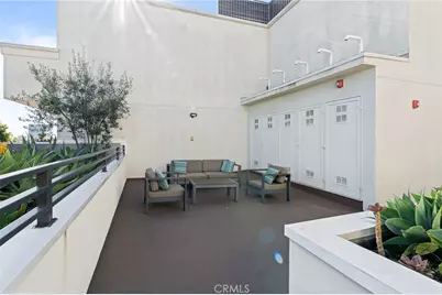 118 N Kings Rd #201, Los Angeles, CA 90048 - Photo 29