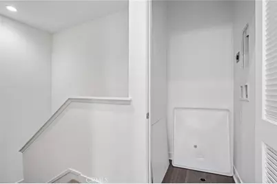 969 W Dhalia Street, Compton, CA 90220 - Photo 13