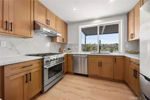 20 Flores, Lake Forest, CA 92610 - Photo 19