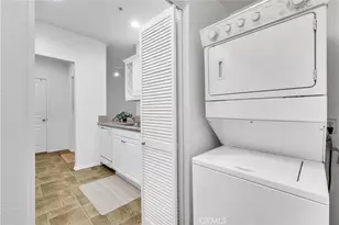 3212 Watermarke Pl, Irvine, CA 92612 - Photo 11
