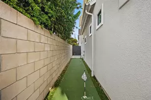 2076 Tablelands Way, Costa Mesa, CA 92627 - Photo 21