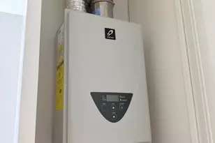 17082 Pacific Coast Hwy, Huntington Beach, CA 92649 - Photo 7