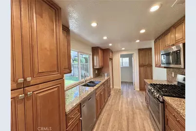 25381 Esrose Court, Lake Forest, CA 92630 - Photo 5