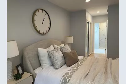 1025 N Kings Rd #105, West Hollywood, CA 90069 - Photo 17