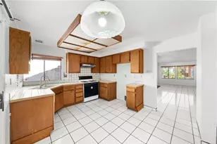 279 Hyacinth Way, Oceanside, CA 92057 - Photo 7