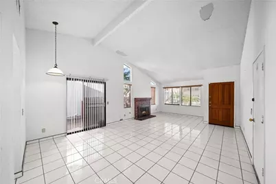 279 Hyacinth Way, Oceanside, CA 92057 - Photo 5