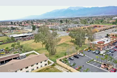 16635 Arrow Boulevard, Fontana, CA 92335 - Photo 7