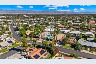 44440 Acacia Drive, Palm Desert, CA 92260 - Photo 29