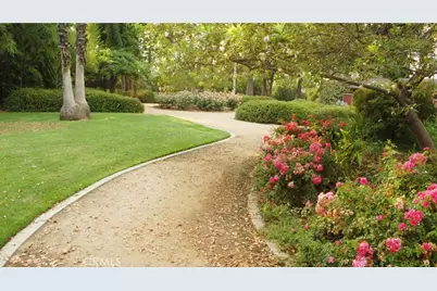 24358 Corte Parillada, Valencia, CA 91354 - Photo 37