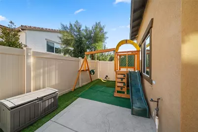 41250 Winterberry Street, Murrieta, CA 92562 - Photo 33