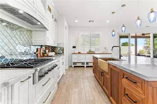 30381 Canyon Point Cir, Menifee, CA 92584 - Photo 17