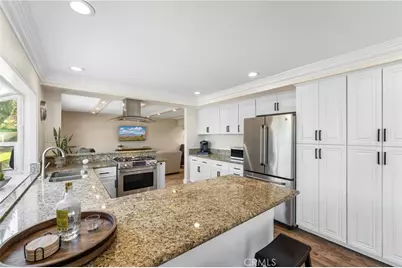 5438 E Spyglass, Anaheim Hills, CA 92807 - Photo 9