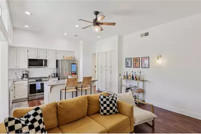 39221 Corte Tesoro, Murrieta, CA 92563 - Photo 9