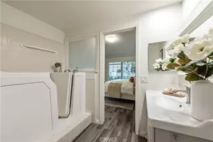 1 Emperor, Irvine, CA 92604 - Photo 23