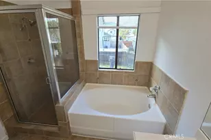 10387 Crossing Green Cir, Moreno Valley, CA 92557 - Photo 15