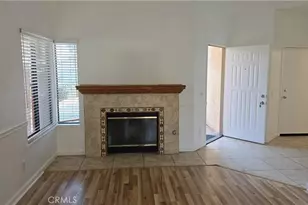 10387 Crossing Green Cir, Moreno Valley, CA 92557 - Photo 9