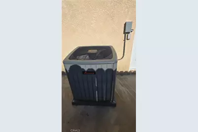 10387 Crossing Green Circle, Moreno Valley, CA 92557 - Photo 35