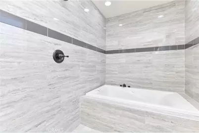 16791 Bayview Drive, Huntington Beach, CA 92649 - Photo 59