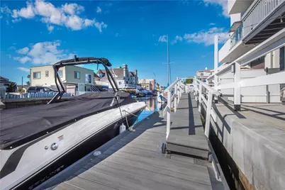 16791 Bayview Drive, Huntington Beach, CA 92649 - Photo 25