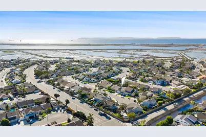 17541 Beckwall, Huntington Beach, CA 92649 - Photo 33