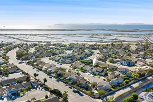 17541 Beckwall, Huntington Beach, CA 92649 - Photo 33