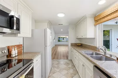 29605 Fairglen Court, San Juan Capistrano, CA 92675 - Photo 7