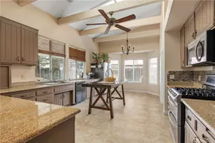 8711 Dalby Ct, Bakersfield, CA 93313 - Photo 17