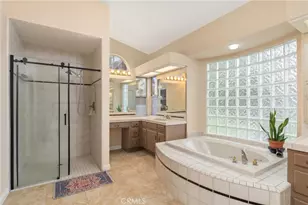 8711 Dalby Ct, Bakersfield, CA 93313 - Photo 35