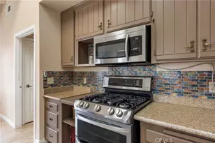 8711 Dalby Ct, Bakersfield, CA 93313 - Photo 21