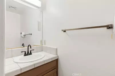 8711 Dalby Court, Bakersfield, CA 93313 - Photo 37