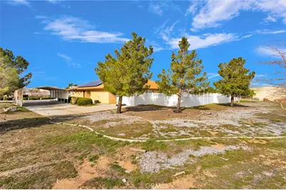 7845 Fuente Road, Oak Hills, CA 92344 - Photo 17