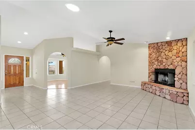 7845 Fuente Road, Oak Hills, CA 92344 - Photo 27