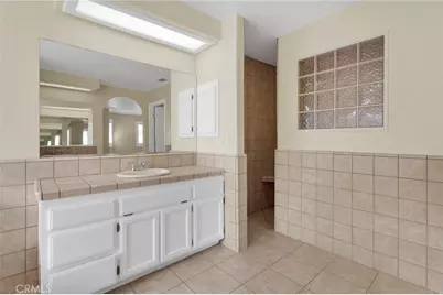 7845 Fuente Road, Oak Hills, CA 92344 - Photo 43