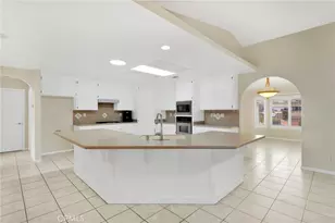 7845 Fuente Rd, Oak Hills, CA 92344 - Photo 23