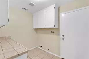 7845 Fuente Rd, Oak Hills, CA 92344 - Photo 47