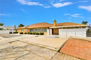 7845 Fuente Rd, Oak Hills, CA 92344 - Photo 11