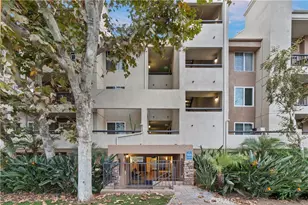 21400 Burbank Blvd, Woodland Hills, CA 91367 - Photo 11