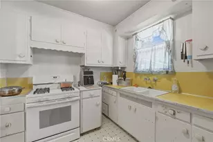 110 Alabama St, Huntington Beach, CA 92648 - Photo 11