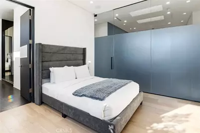 630 N Martel, Los Angeles, CA 90036 - Photo 39