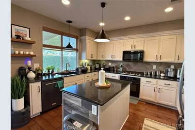 35430 Azalea, Winchester, CA 92596 - Photo 11