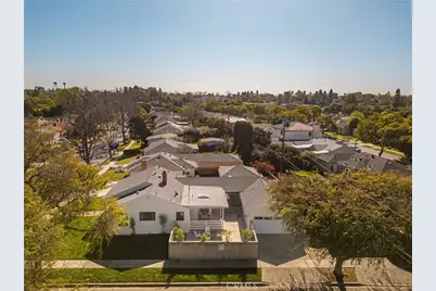 1949 Chatwin Avenue, Long Beach, CA 90815 - Photo 59