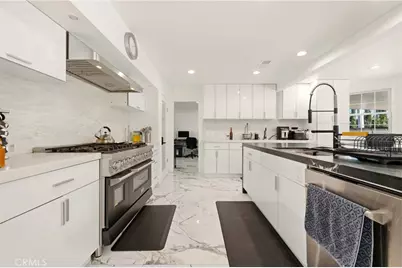 1301 Paseo Grande, Corona, CA 92882 - Photo 17