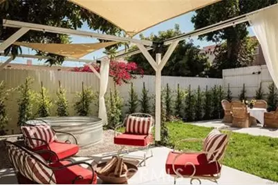 7142 Marshfield, Los Angeles, CA 90046 - Photo 3