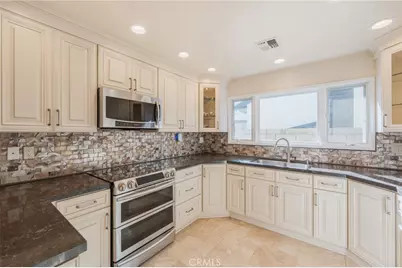 17762 Prescott Lane, Huntington Beach, CA 92647 - Photo 13