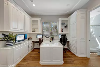 19635 Larchmont Circle, Huntington Beach, CA 92648 - Photo 27