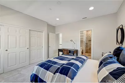 19635 Larchmont Circle, Huntington Beach, CA 92648 - Photo 47