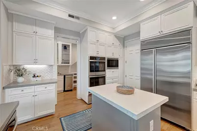 19635 Larchmont Circle, Huntington Beach, CA 92648 - Photo 7